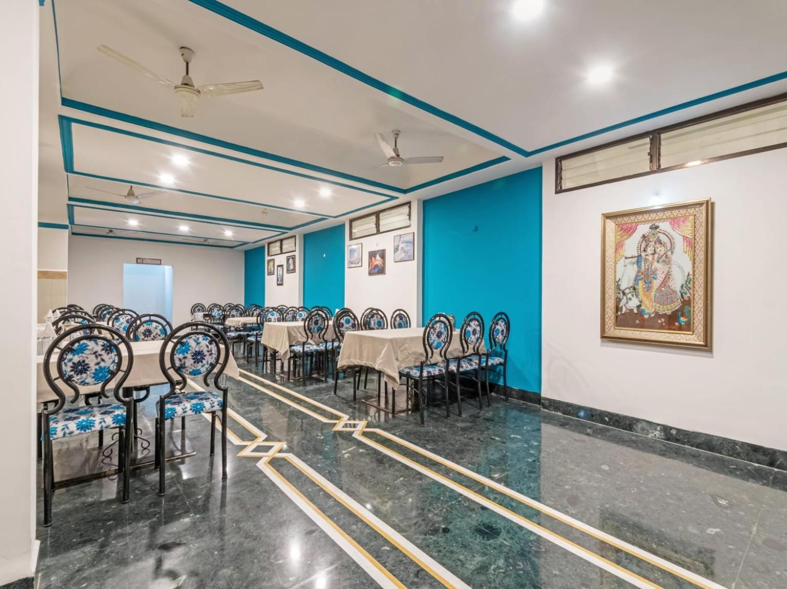 Hotel Indore Palace - Feel At Home Shirdi Dış mekan fotoğraf