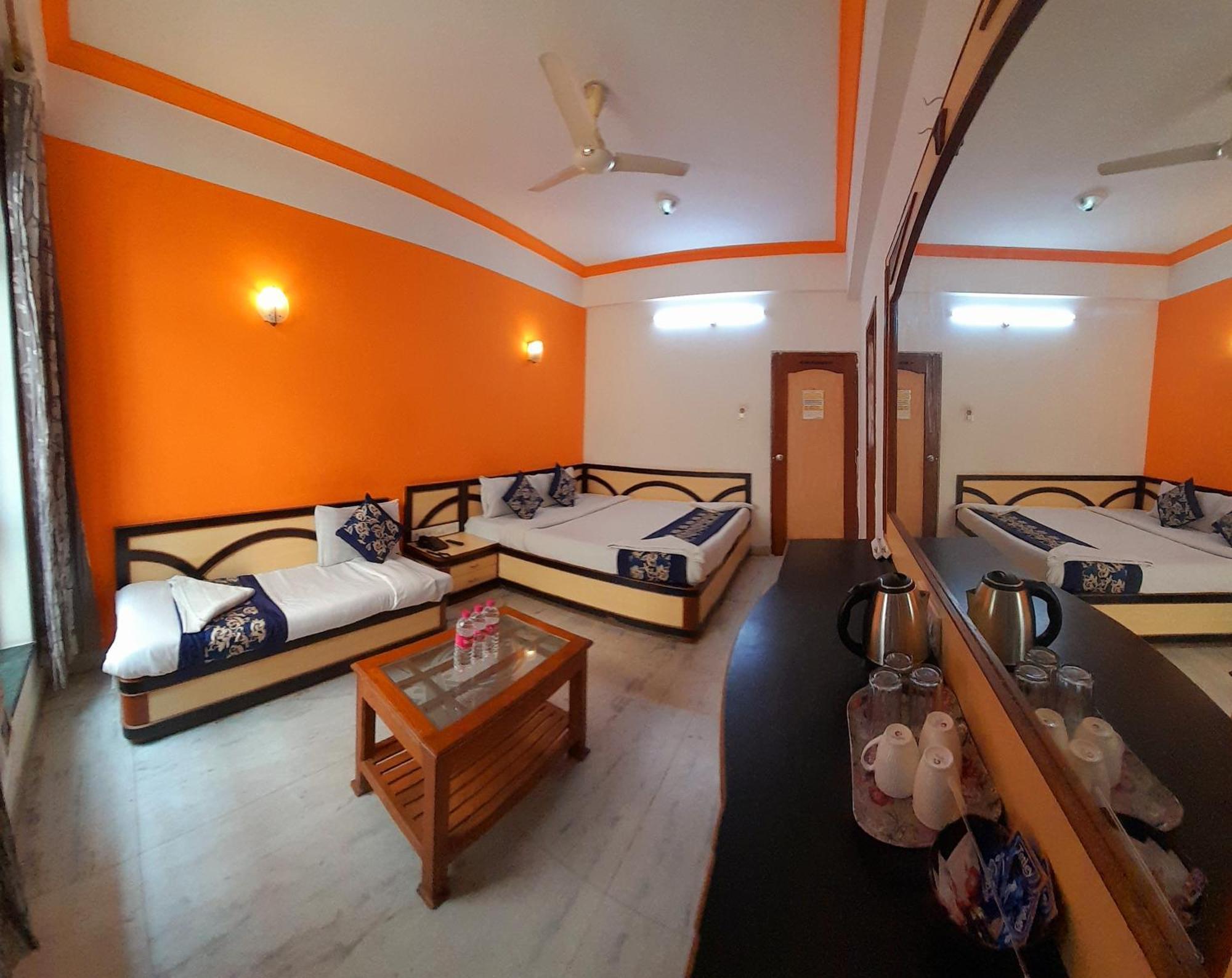 Hotel Indore Palace - Feel At Home Shirdi Dış mekan fotoğraf