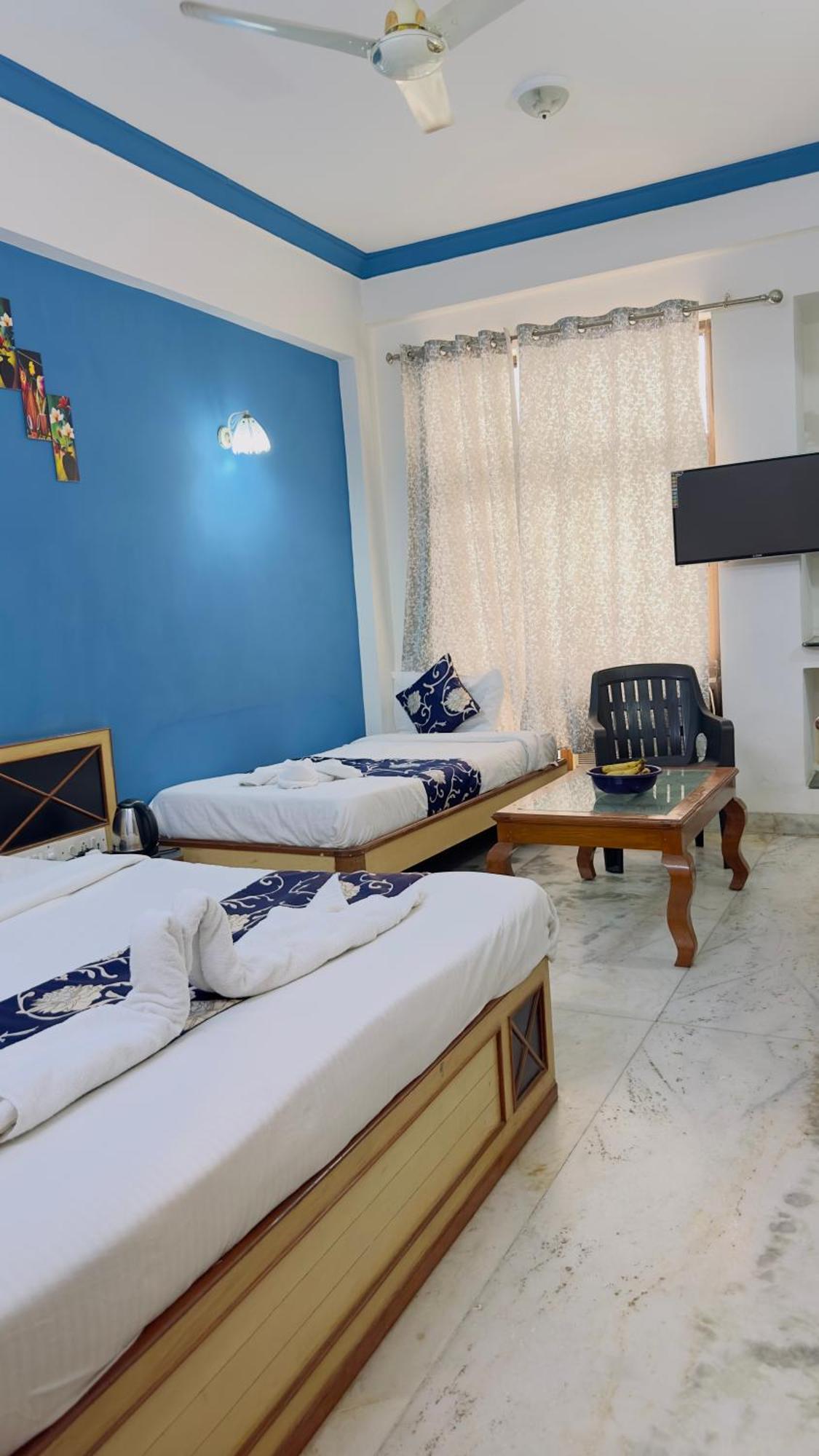 Hotel Indore Palace - Feel At Home Shirdi Dış mekan fotoğraf